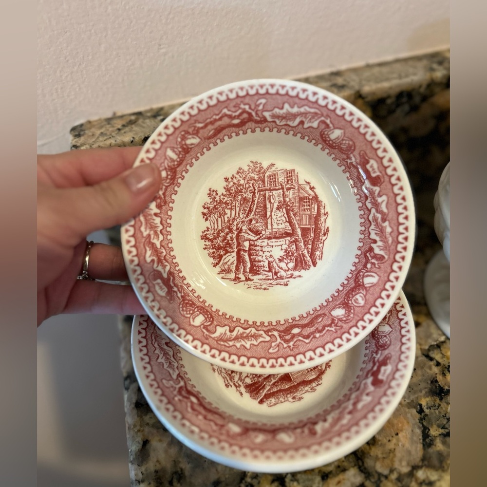 MEMORY LANE Vintage Ironstone Red